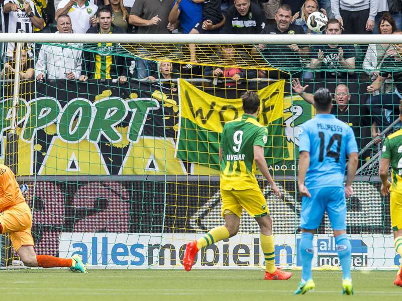 パネンカ 失敗のハーフナーはpkキッカーの権利剥奪へ ペトロビッチ監督が激怒 Goal Com