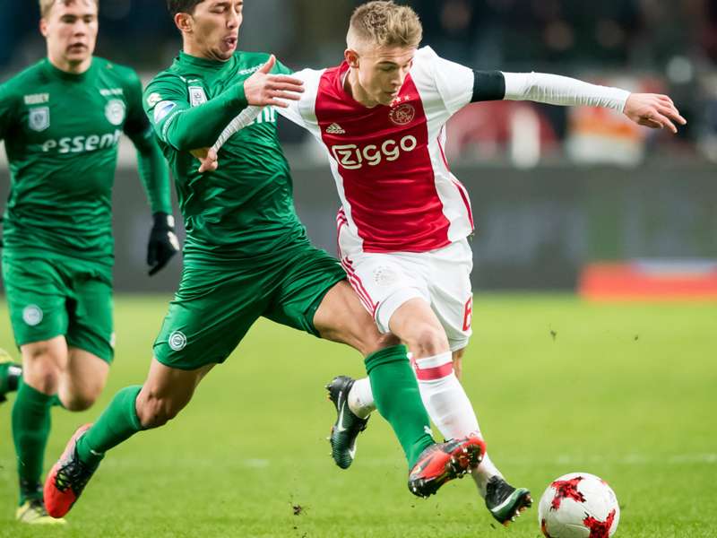 Sinkgraven Binnen Een Jaar In Oranje Goal Com