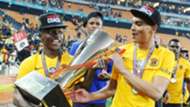 Emmanuel Letlotlo and Ryan Moon of Kaizer Chiefs.