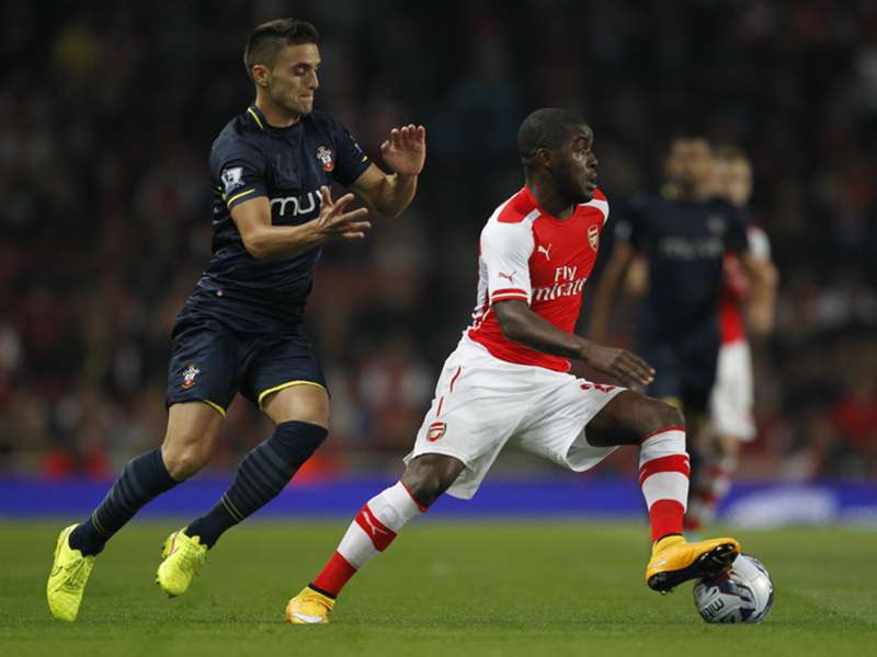 キャンベル アーセナルからの移籍を否定 Goal Com