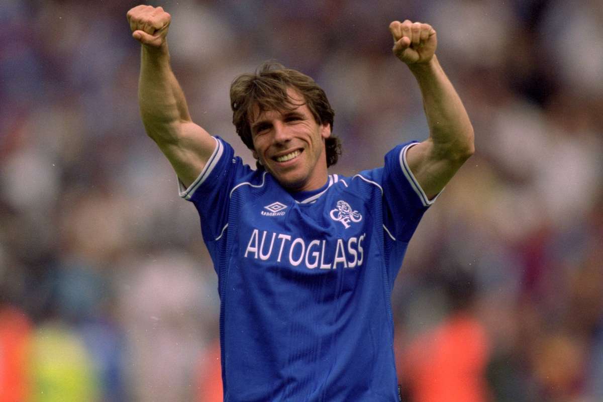 Chelsea News We Had A Very United Changing Room Zola Reveals The Secret To Blues Success During His Playing Days Goal Com