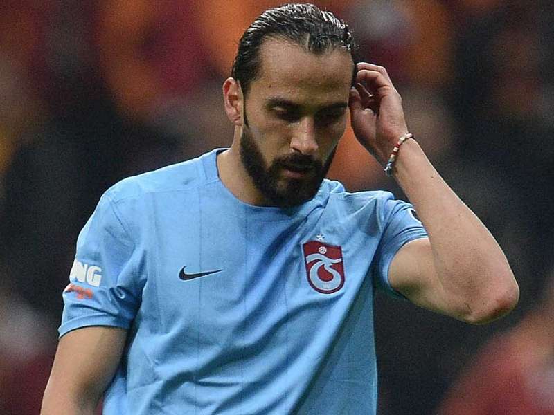 Erkan Zengin Trabzon'da kalacak mı? Trabzonspor'un Erkan Zengin planı  tutmadı | Goal.com