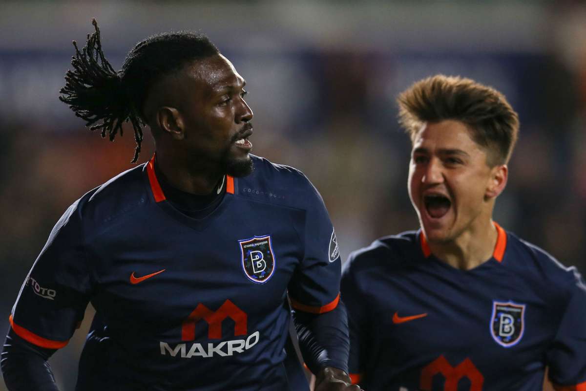 Emmanuel Adebayor Thanks Arsenal Legends For Hat Trick Goal Com