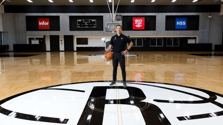 https://images.daznservices.com/di/library/NBA_Global_CMS_image_storage/29/d1/steve-nash_16v8e4d7vdxl717ejfl5mr8orq.jpg?t=1880127773&w=720