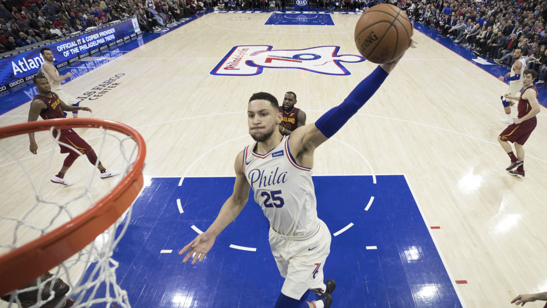 76ers Ben Simmons Jazz S Donovan Mitchell Named Kia Rookies Of Month For March April Sporting News Canada