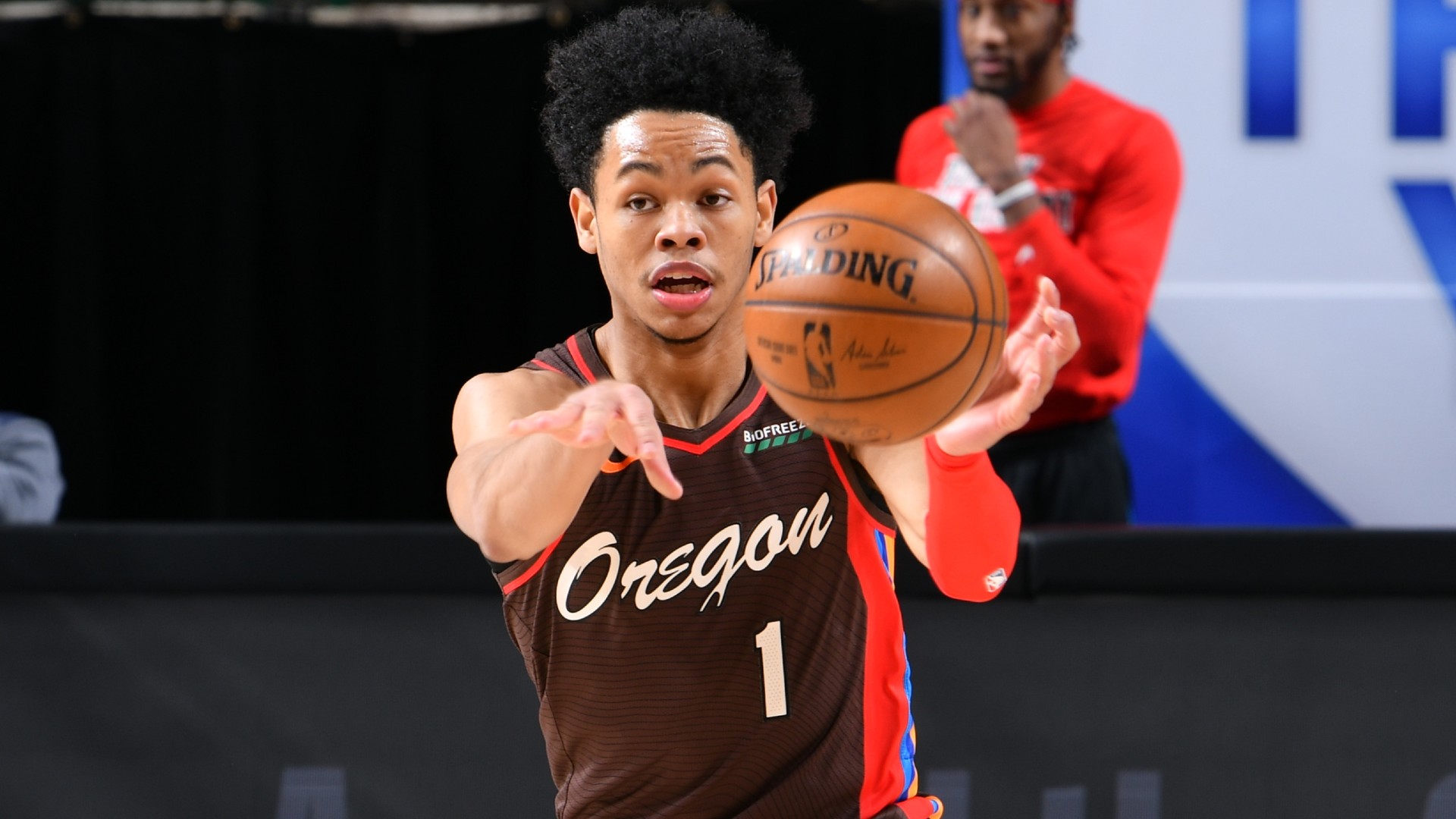 ¿Quién es Anfernee Simons? Datos importantes del ...