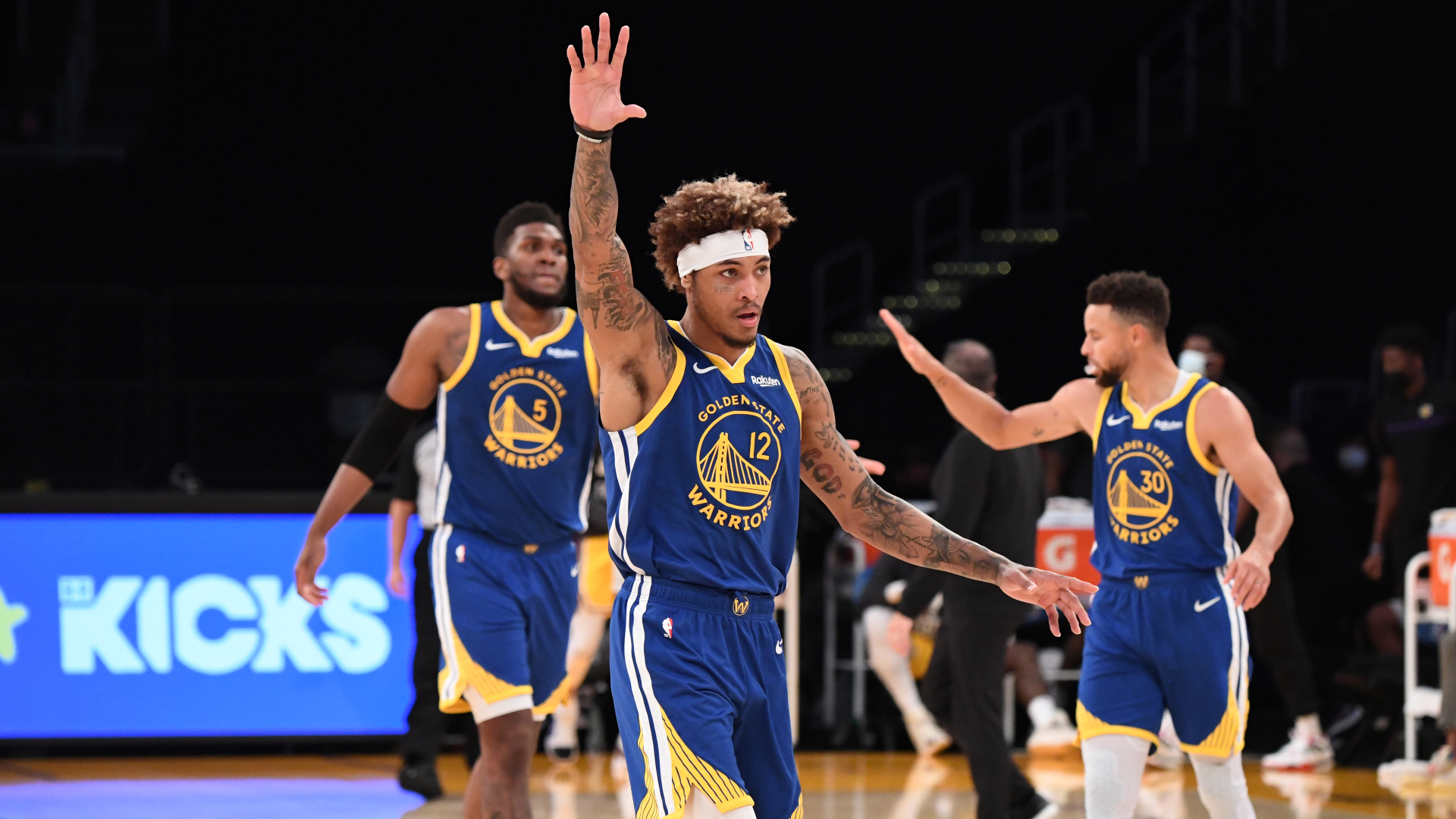 With Kelly Oubre As An Unexpected Figure Golden State Warriors Rallied Against The Los Angeles Lakers Nba Com Argentina Archyworldys