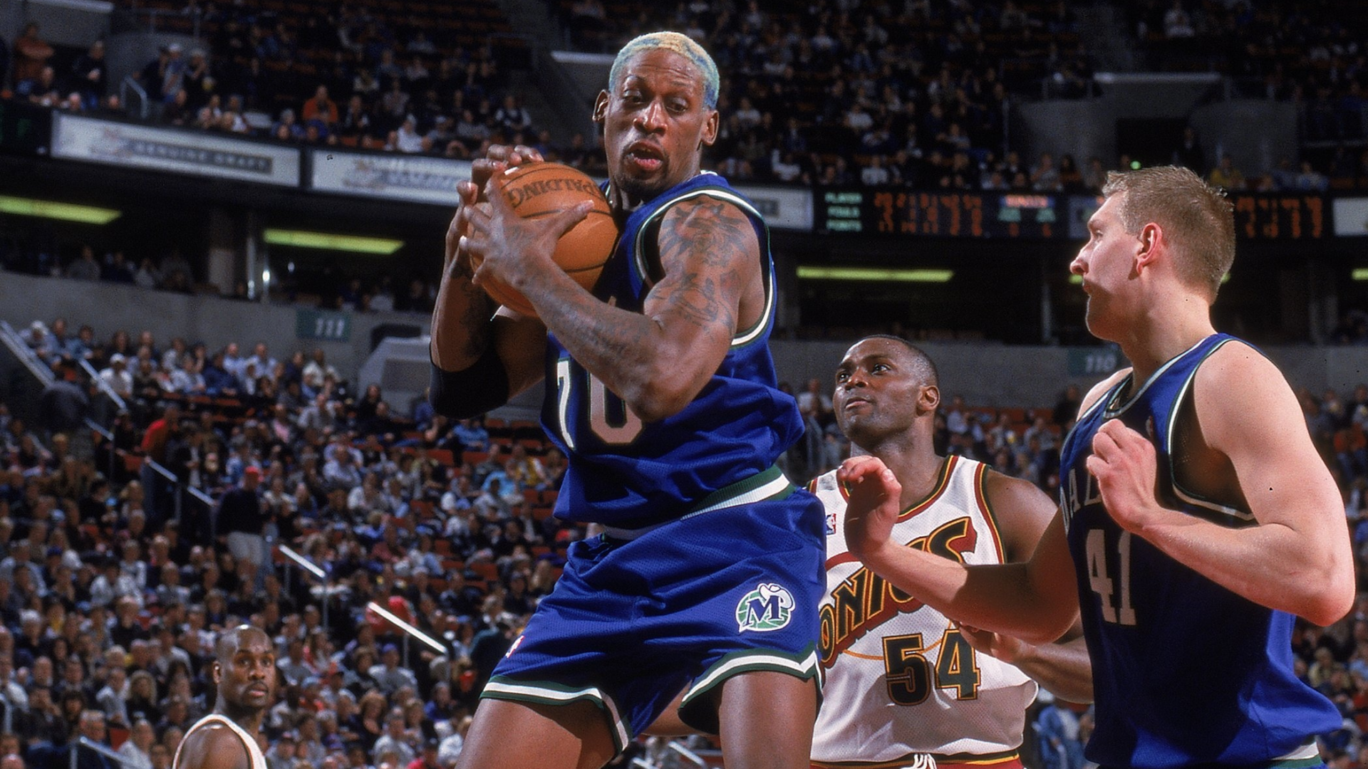 Tom Brady Leaving The Patriots Ranking The Weirdest Jersey Looks