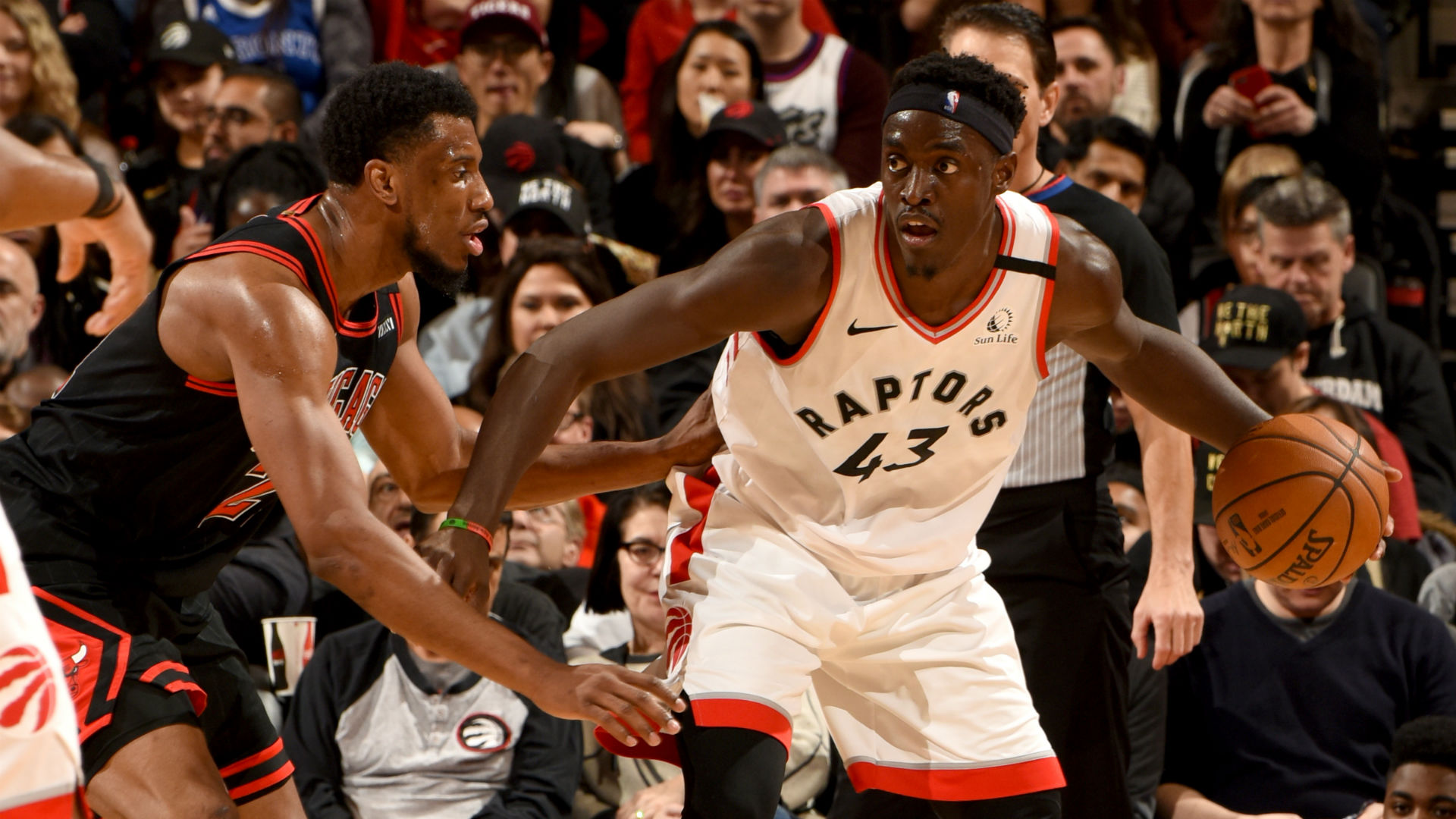 AllStar Pascal Siakam, Toronto Raptors cruise past Chicago Bulls for