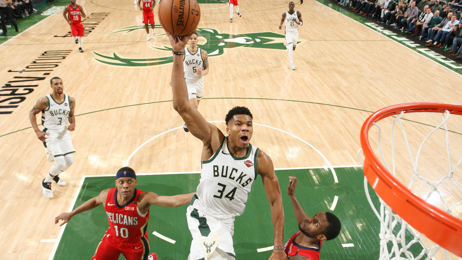 giannis dunk