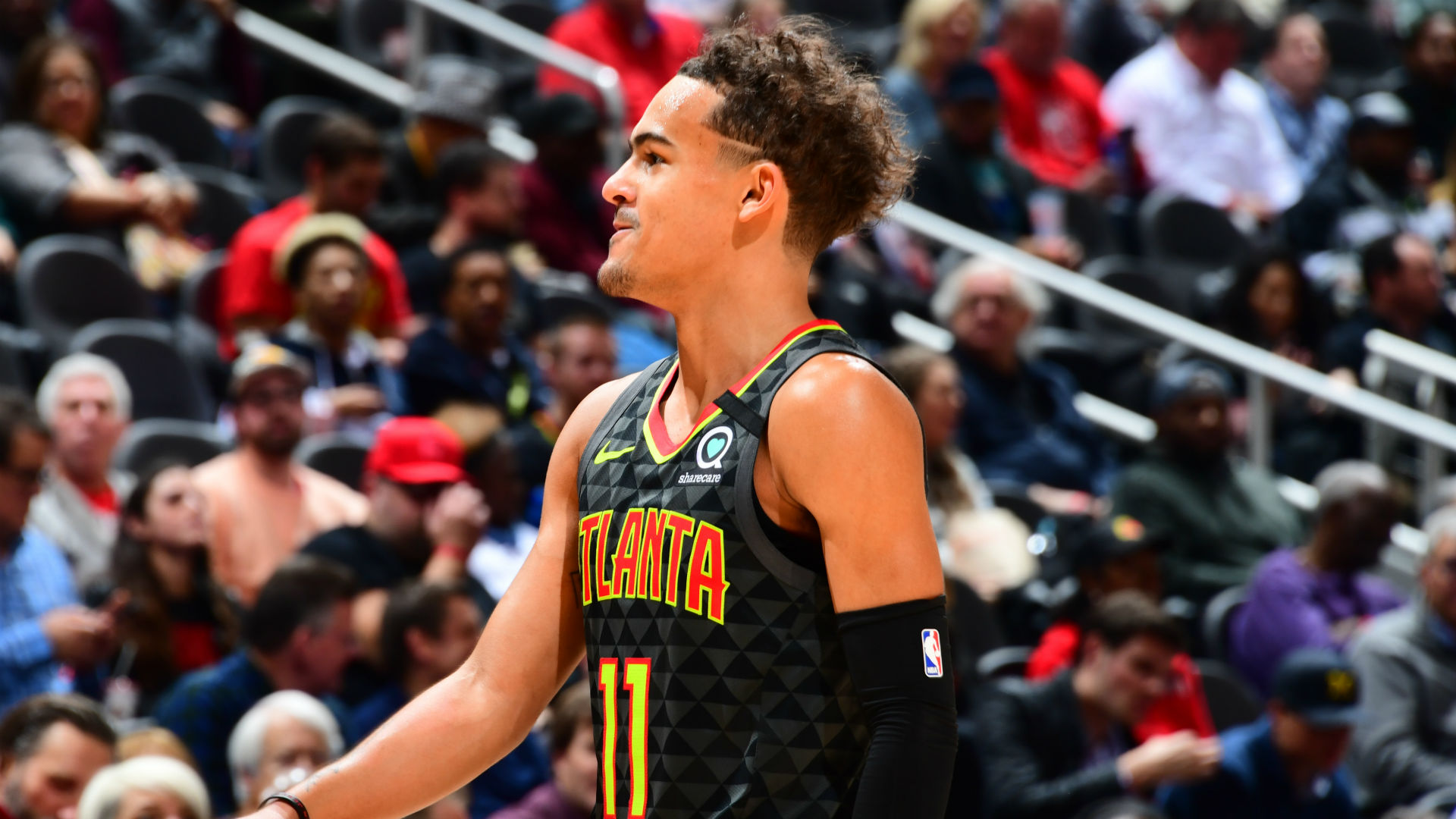 Hawks Trae Young dishes out career-high 18 assists as ...