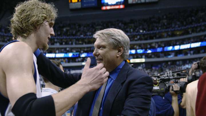 https://images.daznservices.com/di/library/NBA_Global_CMS_image_storage/8c/a4/dirk-nowitzki-y-don-nelson_1vhkwqvssc2h1brf8ityq5hch.jpg?t=-1800280035&w=720