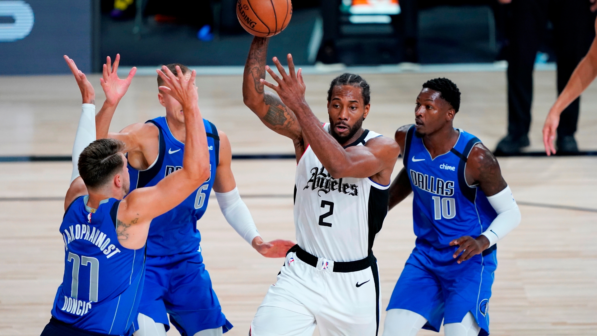 Kawhi vs. Mavs in Game 3