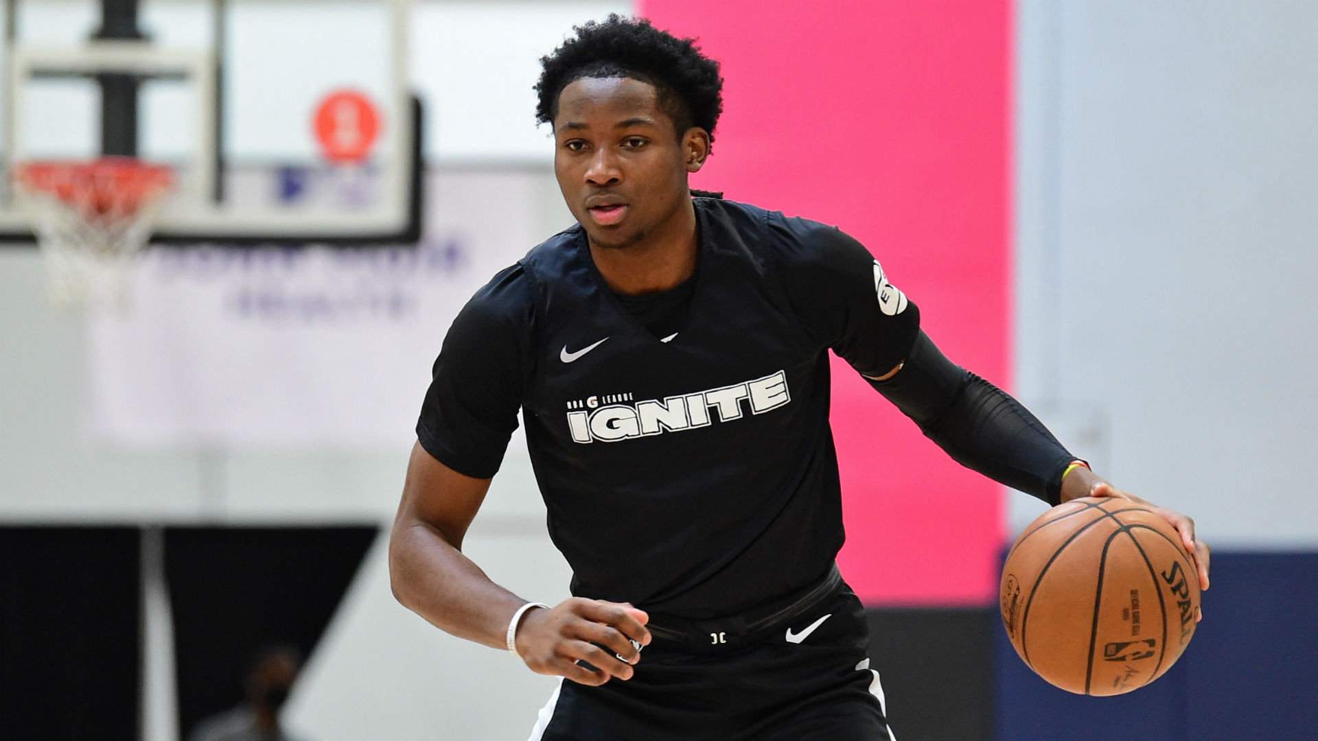 G League Ignite Prospect Jonathan Kuminga Talks Kawhi Leonard Comparison Being Mentored By Kyrie Irving Nba Com Canada The Official Site Of The Nba