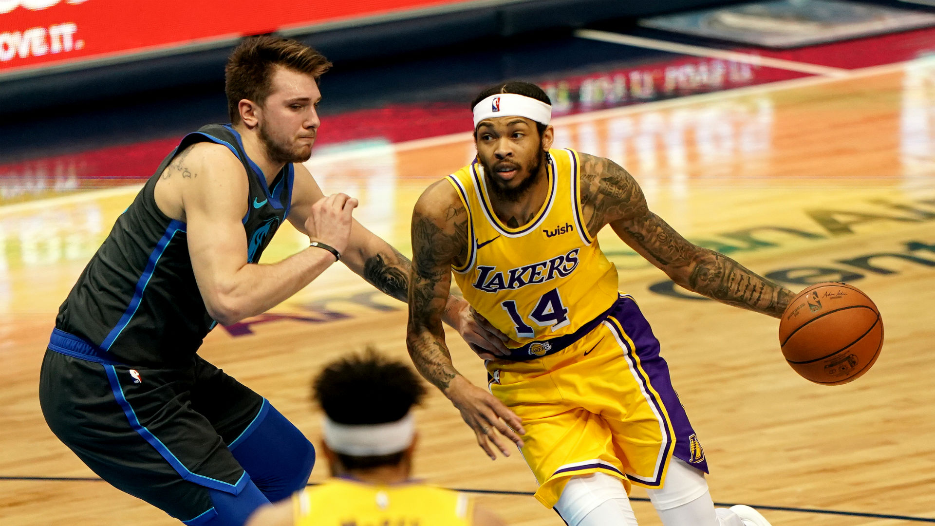 Tuesday's scores and highlights Lakers snap threegame losing streak