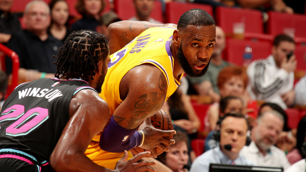 LeBron James Explodes For A Season-high 51 Points In Lakers Win Over ...