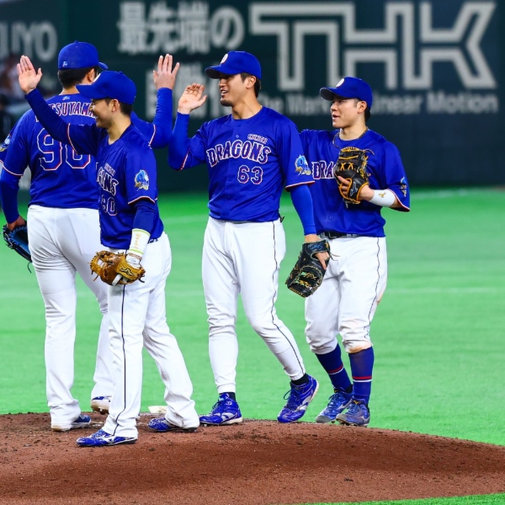 中日ドラゴンズが中島宏之ら5選手と来季の契約を結ばず、ビシエドも
