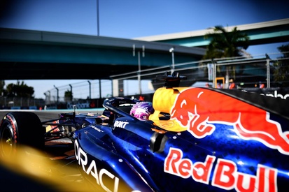 images-amp-YK13GvO0-s2-max-verstappen-red-bull-racing