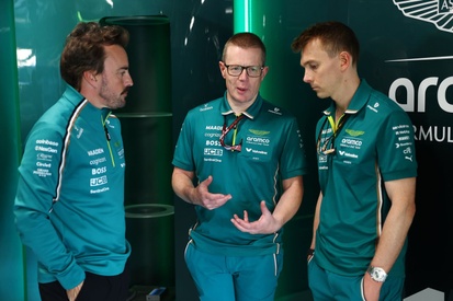 images-amp-0qX5pwy6-s2-fernando-alonso-aston-martin-r