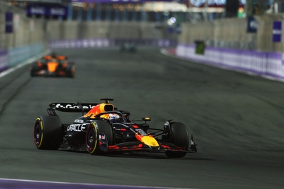 images-amp-6gplQKV0-s2-oscar-piastri-mclaren-max-vers