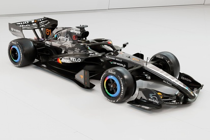 images-amp-2wlEQxpY-s2-mclaren-mcl40-livery