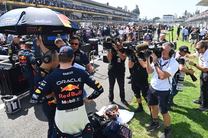 images-amp-YP3aLwX2-s2-max-verstappen-red-bull-racing