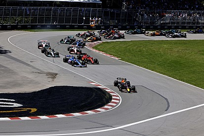 images-amp-6b7PZmw0-s2-max-verstappen-red-bull-racing