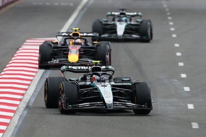 images-amp-YpNRywM0-s2-george-russell-mercedes-yuki-t