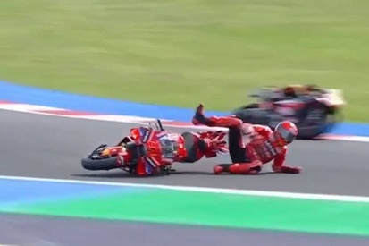 images-amp-6D1yKK90-s2-caida-marquez-misano