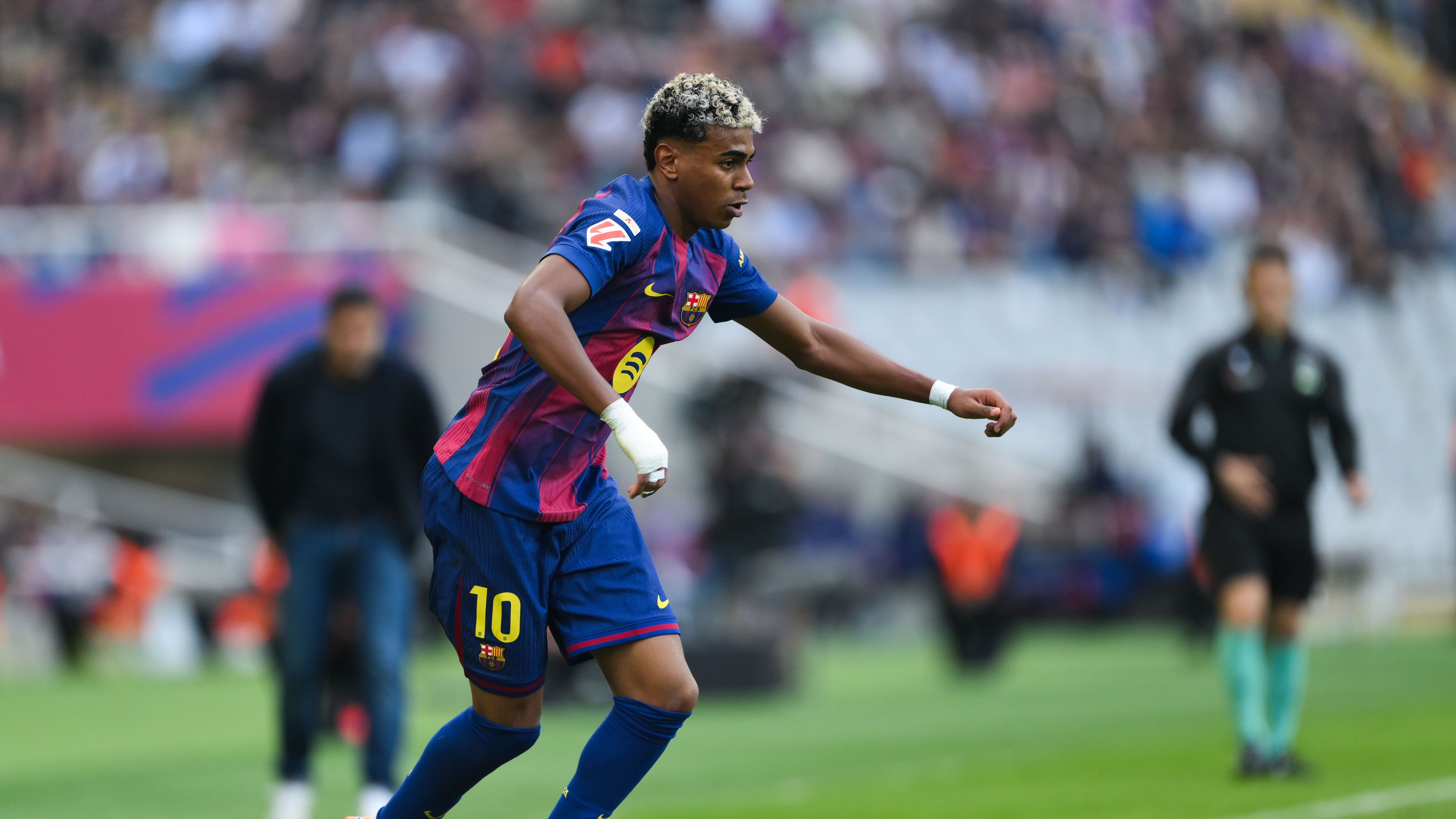 メッシ、バルセロナ退団を振り返る「夢見た去り方じゃなかった。あの