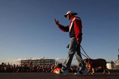 images-amp-68y7KWQ0-s2-lewis-hamilton-mercedes-amg-3a-2