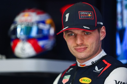 images-amp-YpNrRxW0-s2-max-verstappen-red-bull-racing