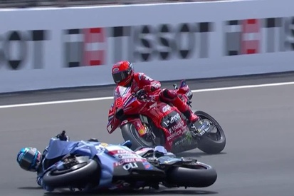 images-amp-6AErG8E6-s2-caida-de-alex-marquez