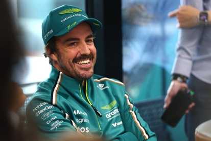 images-amp-6gplNkn0-s2-fernando-alonso-aston-martin-r