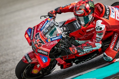 images-amp-0rGXXoP2-s2-francesco-bagnaia-ducati-team-3
