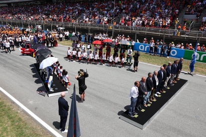 images-amp-2jX4mjg6-s2-los-pilotos-en-la-parrilla-de-