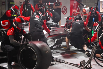 images-amp-6b8jpbn2-s2-haas-f1-team-perform-for-pract