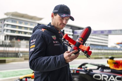 images-amp-0mb1ZzX2-s2-max-verstappen-red-bull-racing