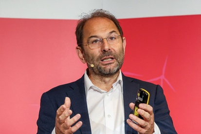 images-amp-0R7wB3o2-s2-marco-fainello-aston-martin