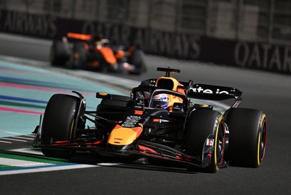 images-amp-0ZR98dd0-s2-oscar-piastri-mclaren-max-vers