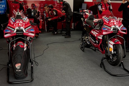 images-amp-0kZAbGq6-s2-detalles-de-la-ducati-en-austi