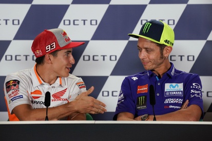 images-amp-2QzBkPNY-s2-valentino-rossi-yamaha-factory