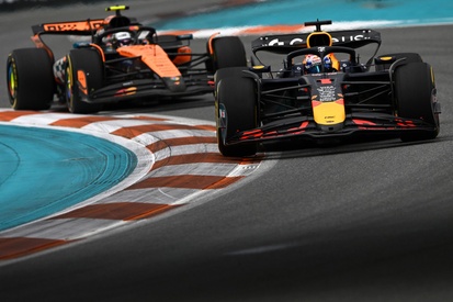 images-amp-0RrQ53r0-s2-max-verstappen-red-bull-racing-2