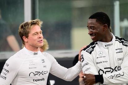 images-amp-0rGBkGJ2-s2-brad-pitt-damson-idris