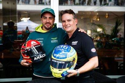 images-amp-0RrXxdr0-s2-fernando-alonso-aston-martin-f-2