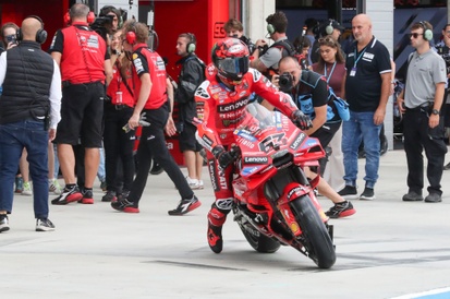 images-amp-68yqbMD0-s2-francesco-bagnaia-ducati-2