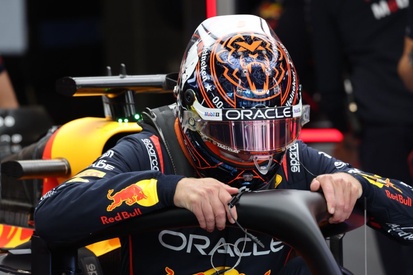 images-amp-YpNR8EW0-s2-max-verstappen-red-bull-racing
