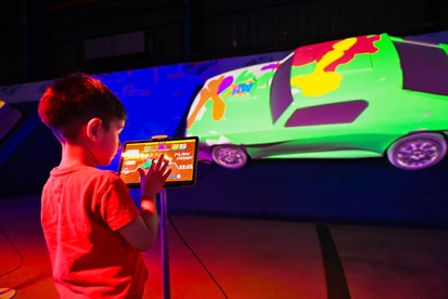 images-amp-YBeBMZM2-s2-hot-wheels-city-experience-5