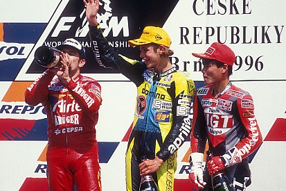images-amp-6nPkakw2-s2-moto3-brno-1996-podium-winner-