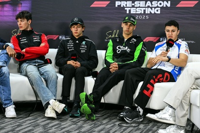 images-amp-24vw1pd6-s2-andrea-kimi-antonelli-mercedes